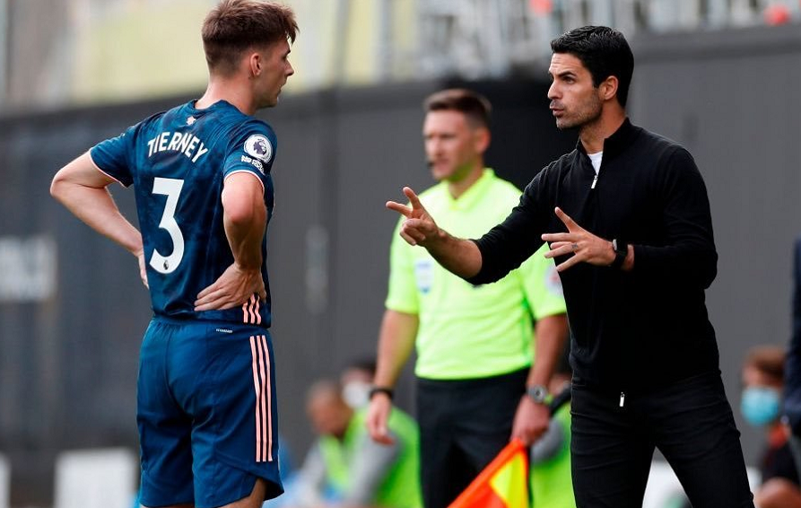 1xbet体育在线-包含阿森纳队内内讧升级,教练组应对头疼的词条