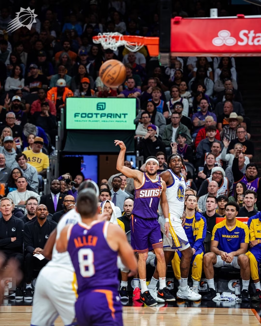 1xbet体育下载-太阳球员伤愈复出，备战下一轮比赛